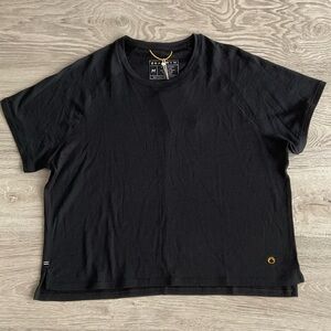 Branwyn 100% merino wool short sleeve top